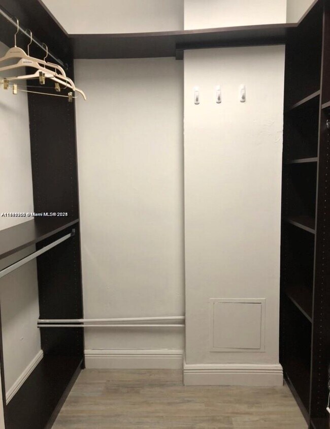 Photo - 801 Brickell Bay Dr Unit 1166
