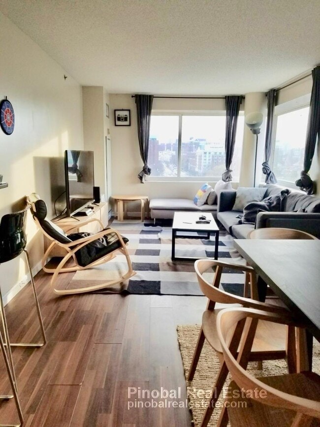 Photo - 8 Museum Way Unit 313