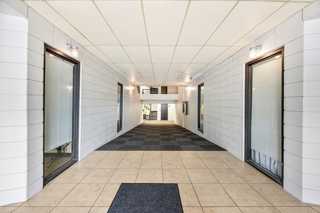 Photo - 310 N Michigan St Unit 402