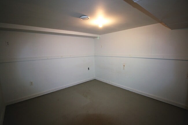 Photo - 2 BR home in West Davenport