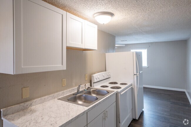 Studio - 500SF - Kitchen