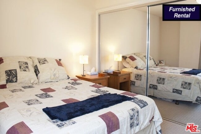 Photo - 1319 N Detroit St Unit 8