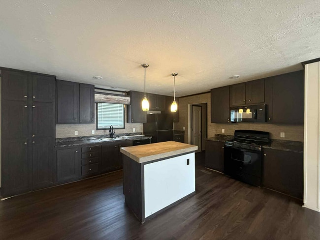 Photo - 1236 N Oaklane Rd