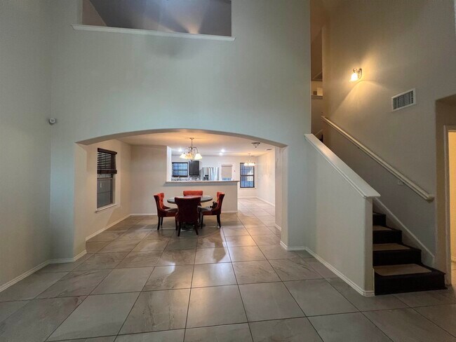 Photo - 815 Bartolome Ln