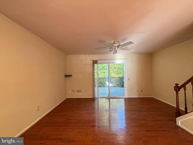 Photo - 14852 Basingstoke Loop