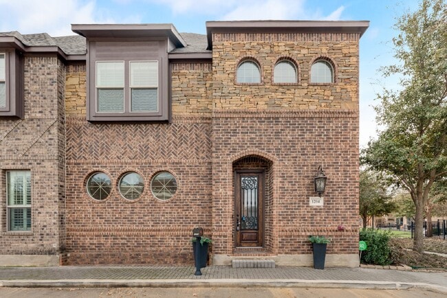 Photo - Modern 3 Bed Townhouse with Granite Countertops and Hardwood Floors in Keller, TX