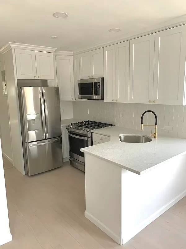 Photo - 1316 East 100th Street Unit 2