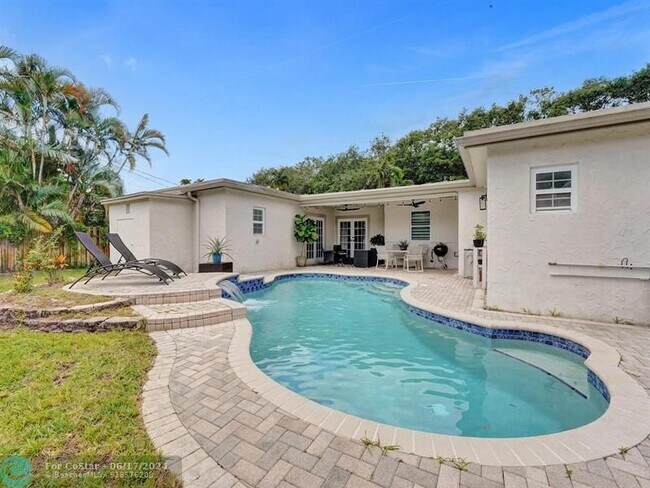 Photo - 4960 SW 89th Ave