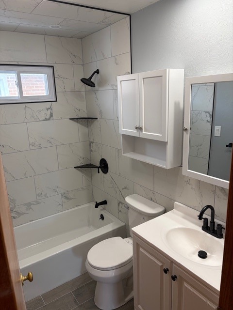 Photo - 105 Kinamrok St Unidad 105