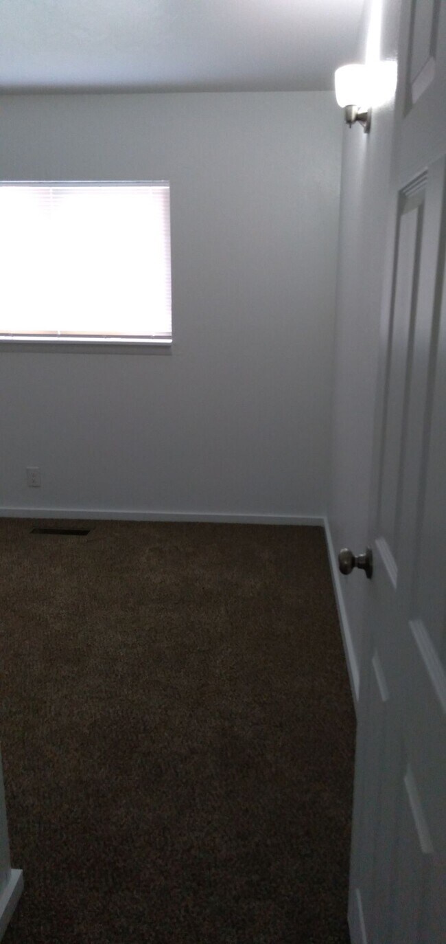 157 NW 7th St Unit 159