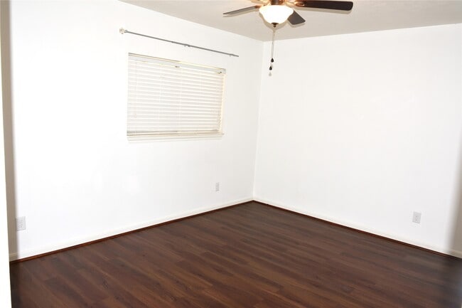 Building Photo - 2316 Hopi Dr