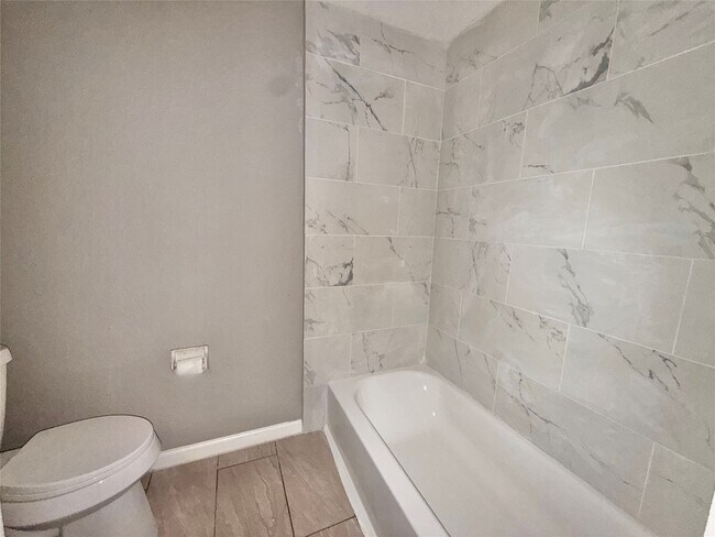 Photo - 5418 Weaver Rd Unidad D