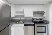 2 BR, 2 BA - 1,300SF