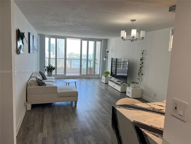 Photo - 1717 N Bayshore Dr Unit A-3039