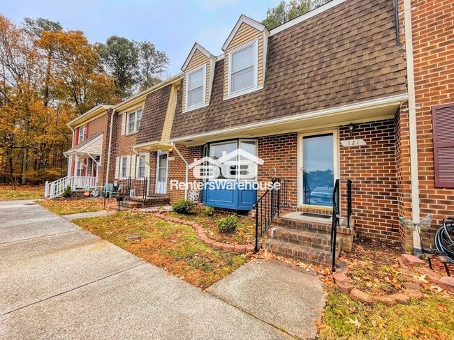 Photo - 121 Charles Parish Dr