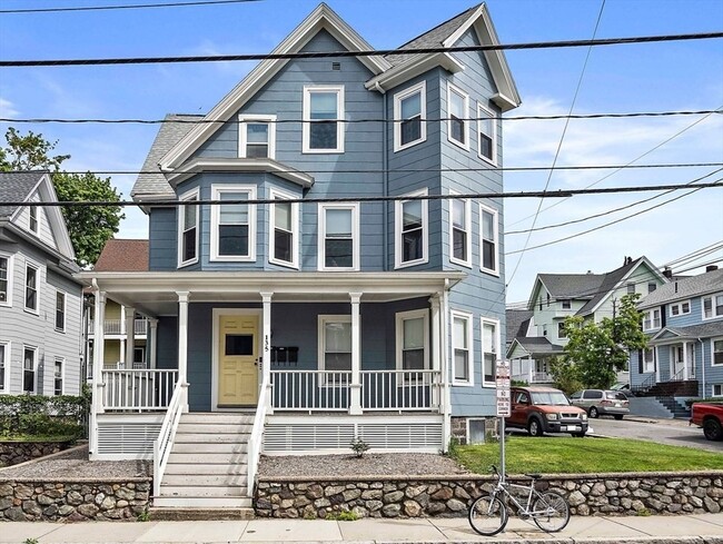 Building Photo - 135 Clifton St Unit 3