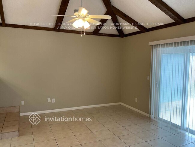 Photo - 808 Black Knight Dr