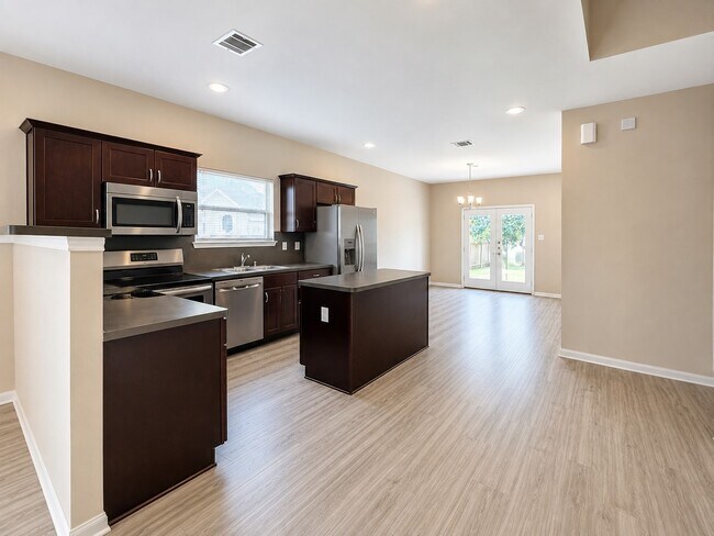 Photo - 3986 Avenue B