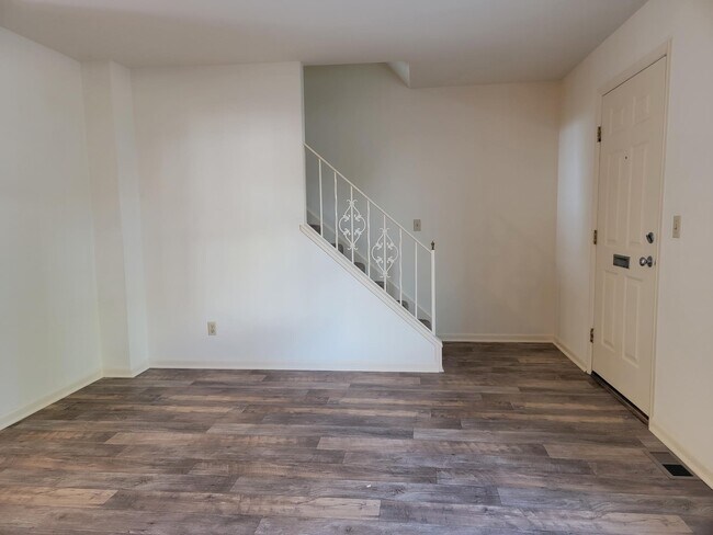 Photo - 116 Garden Ave
