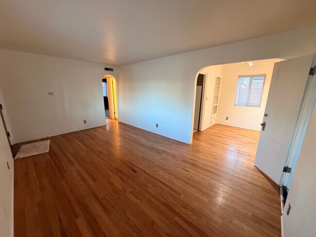 Photo - 2908 Monterey Ave SE