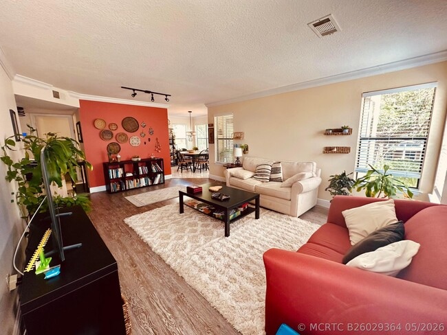 225 S Tropical Trail Unit 306
