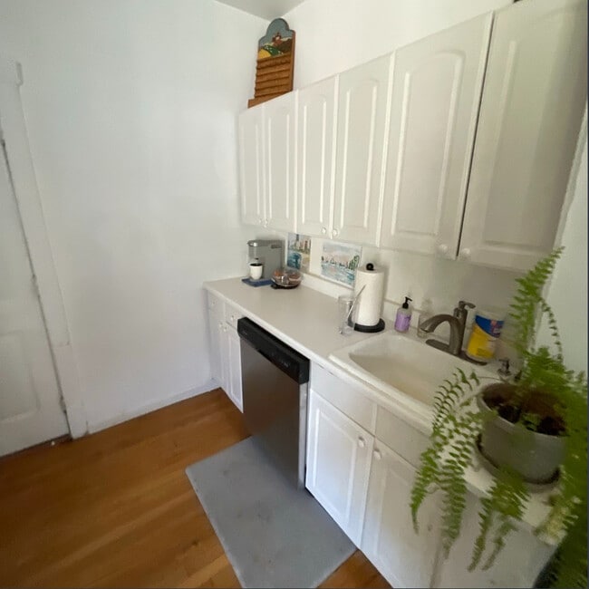 Photo - 679.5 W Wrightwood Ave Unit 3S