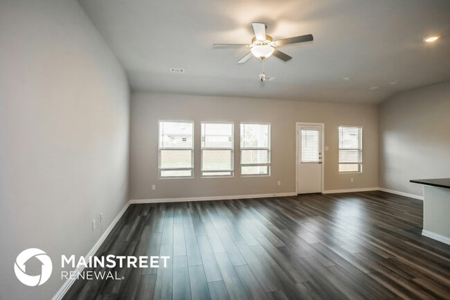 Photo - 2137 Sun Star Dr