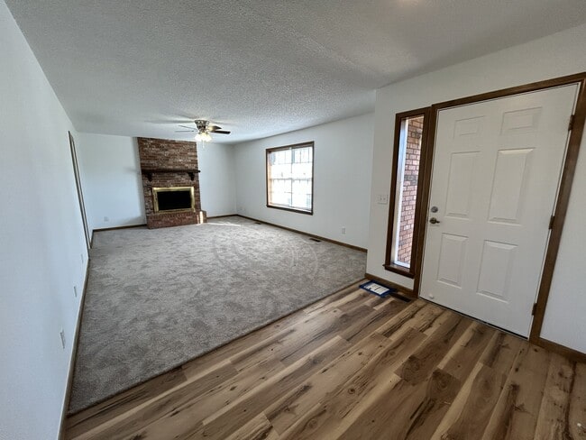 Photo - 902 S 17th St