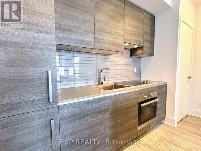 Photo - 200 Bloor St W Unit 1208