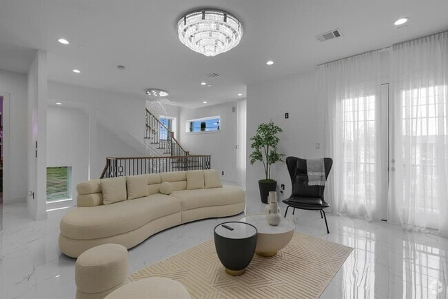 Building Photo - 6415 Bowling Green St Rental