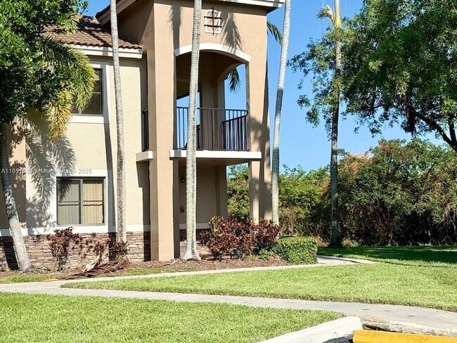 Building Photo - 22901 SW 88th Pl Unit 206 Rental