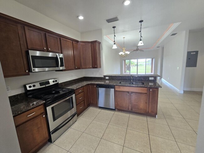 Photo - 1033 Coronado Ct