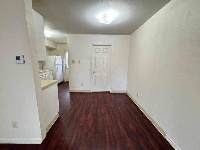 Photo - 403 E French Ave Unidad B