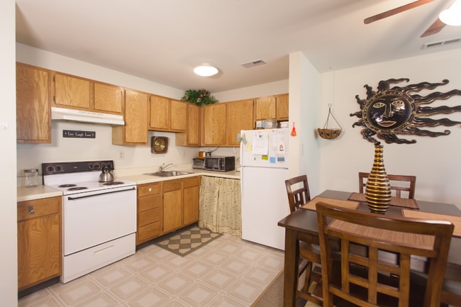 Photo - 2101 Reamer Dr Apartment Unit 2
