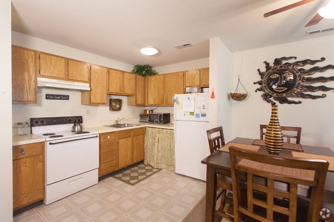 Building Photo - 2101 Reamer Dr Unit 2 Rental