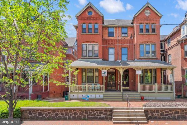 Photo - 3310 Arch St Townhome