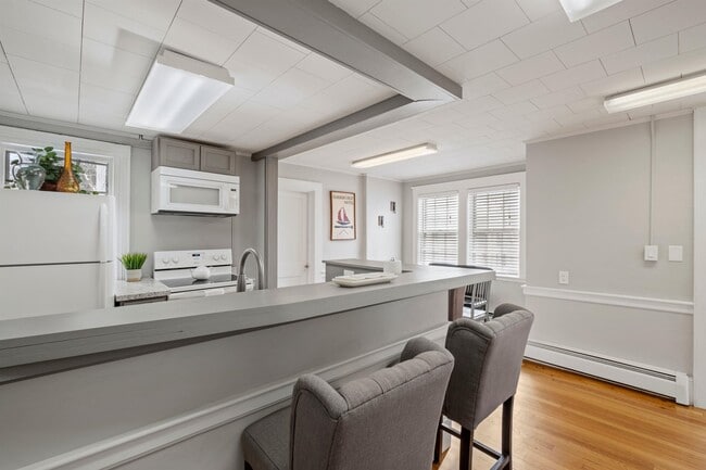 Photo - 21 Portsmouth Ave