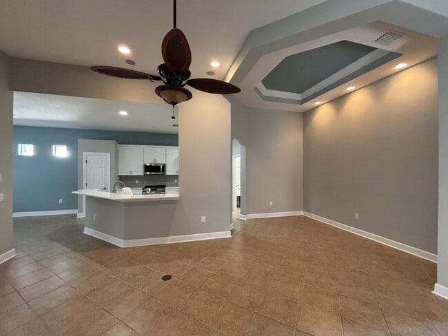 Photo - 5550 Whispering Willow Way