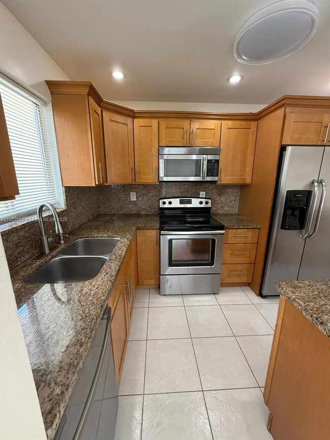 Photo - 3321 Raleigh St