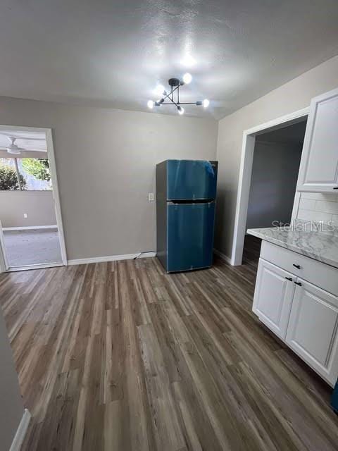 Photo - 215 W Valencia St