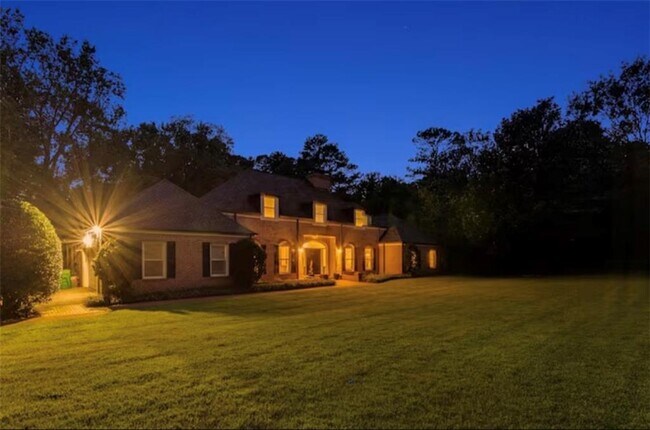 Photo - 6043 Giles Rd