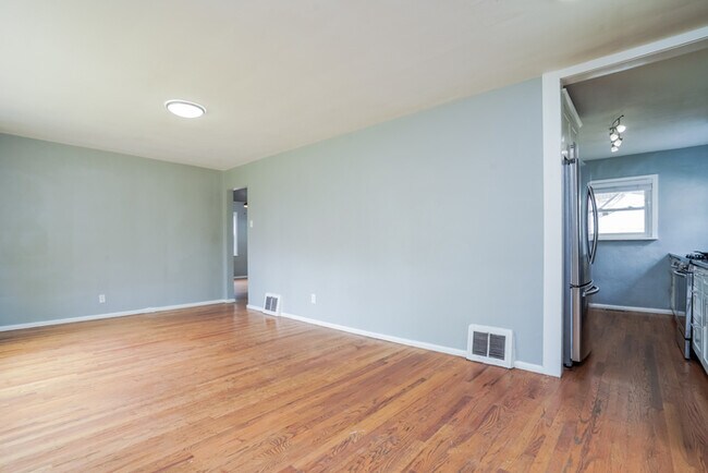 Photo - Fantastic 3bd/1ba home! Let yourself in!