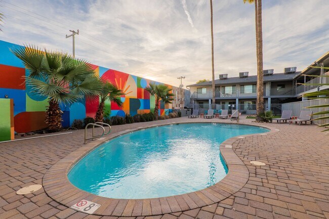 Photo - 1333 E Thomas Rd Unit 1