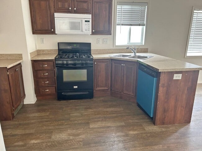 Photo - 376 Petrol Rd