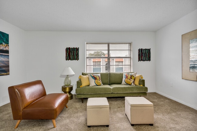 Photo - Briar Hill Apartments
