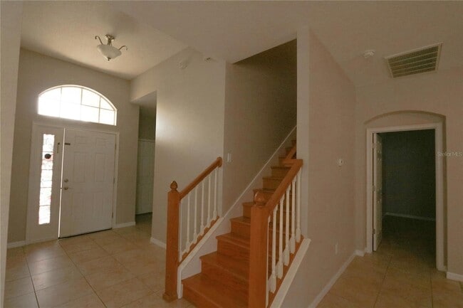 Photo - 622 Breezeway Ct
