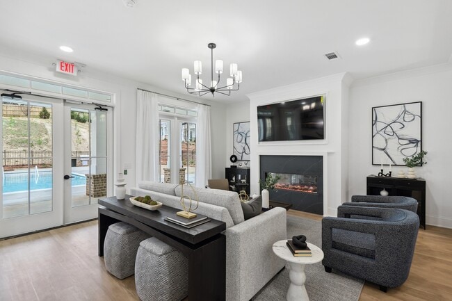 shoootin-photo-5 - Covey Homes Newnan Village