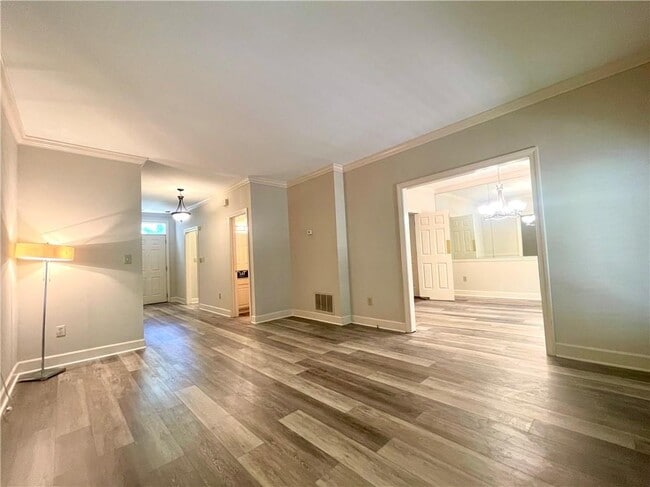 Photo - 1160 Old Windsor Pkwy