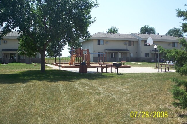 Photo - Annandale Square Apartments