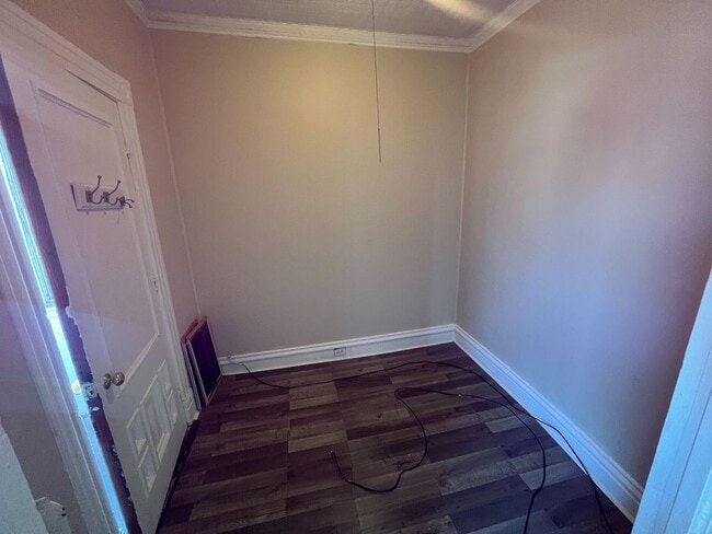 157 6th Ave Unit 2